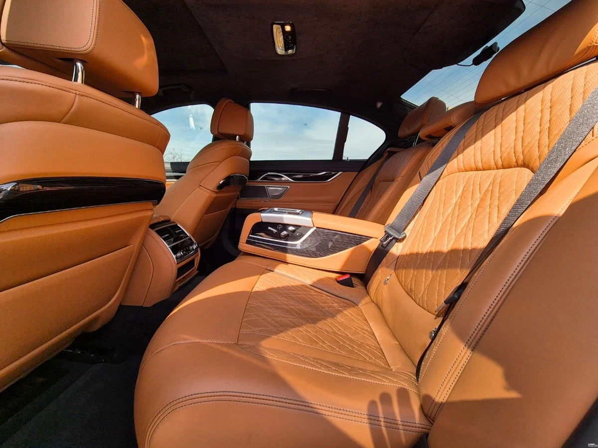 аренда BMW 7 серия 